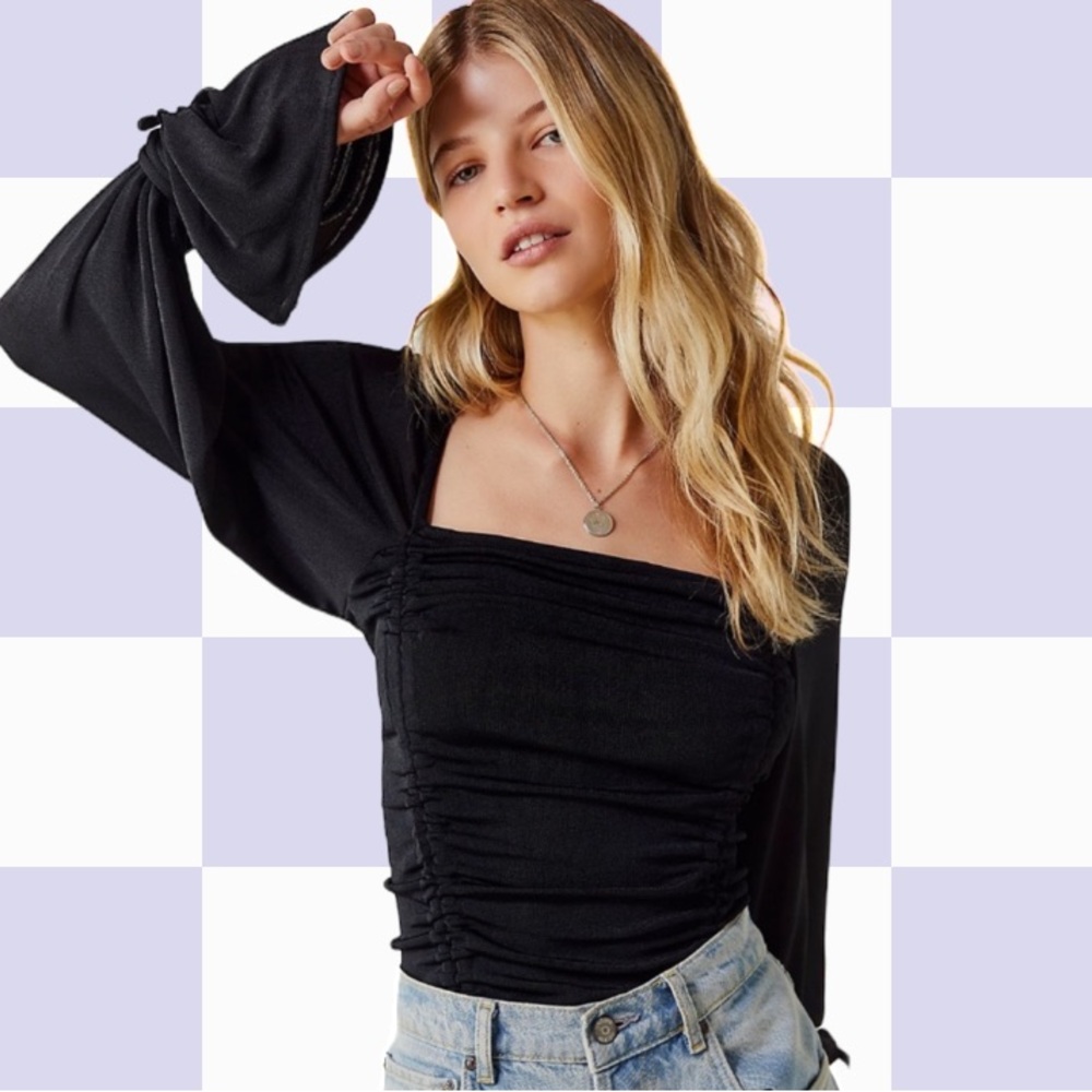 Free People nwt Meant to be black ruched bodysuit flowy sleeves never worn boho